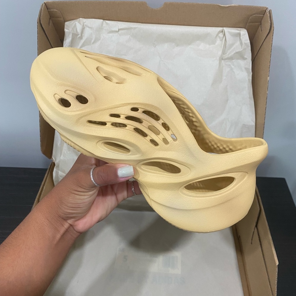 Yeezy Foam Runner